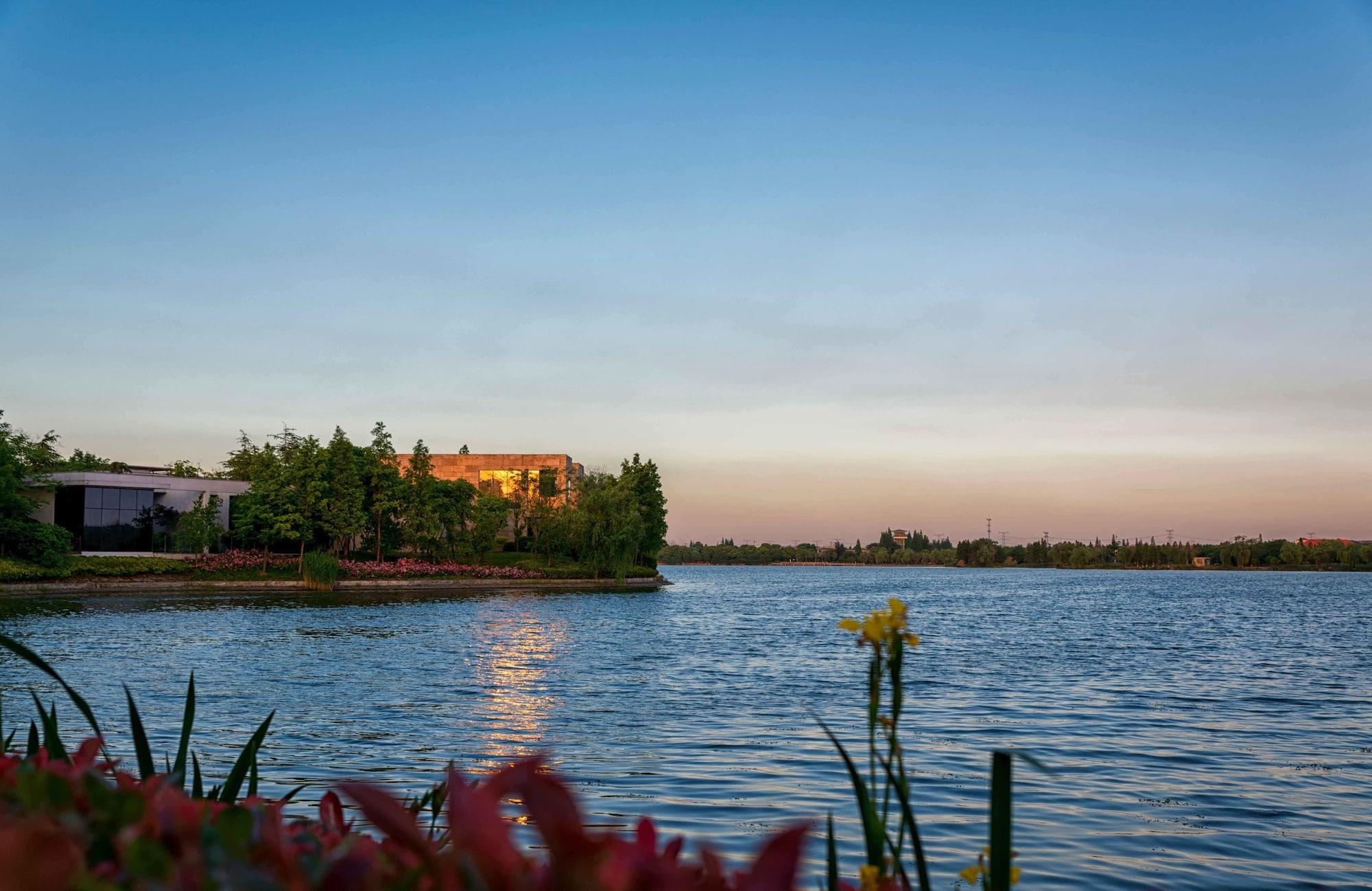 Citic Pacific Zhujiajiao Jin Jiang Hotel Qingpu Buitenkant foto