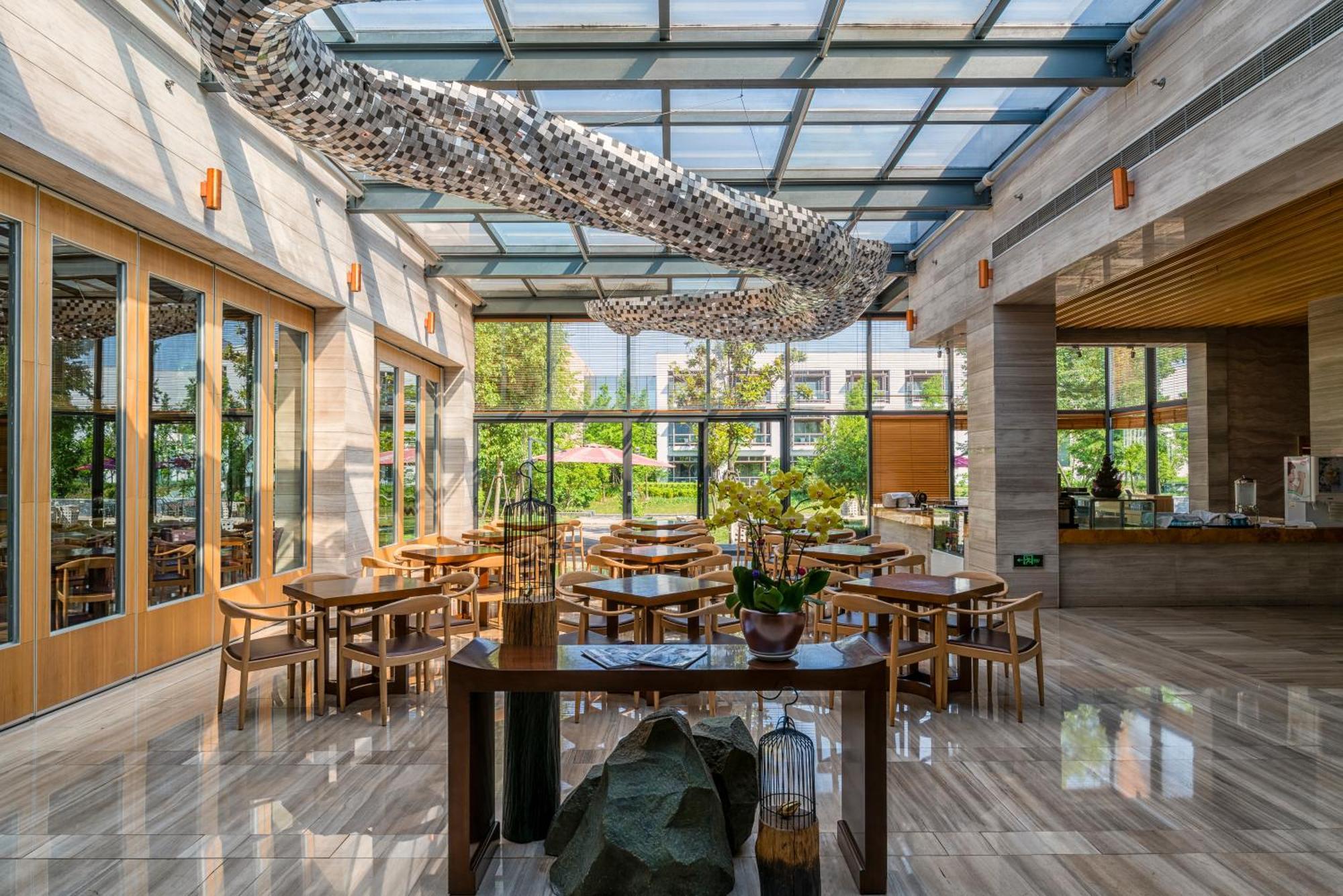 Citic Pacific Zhujiajiao Jin Jiang Hotel Qingpu Buitenkant foto